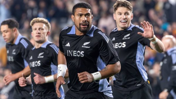 Ardie Savea quiere “demostrar que la gente está equivocada” después de que la leyenda de los All Blacks “no quedara convencida” por el sorprendente cambio